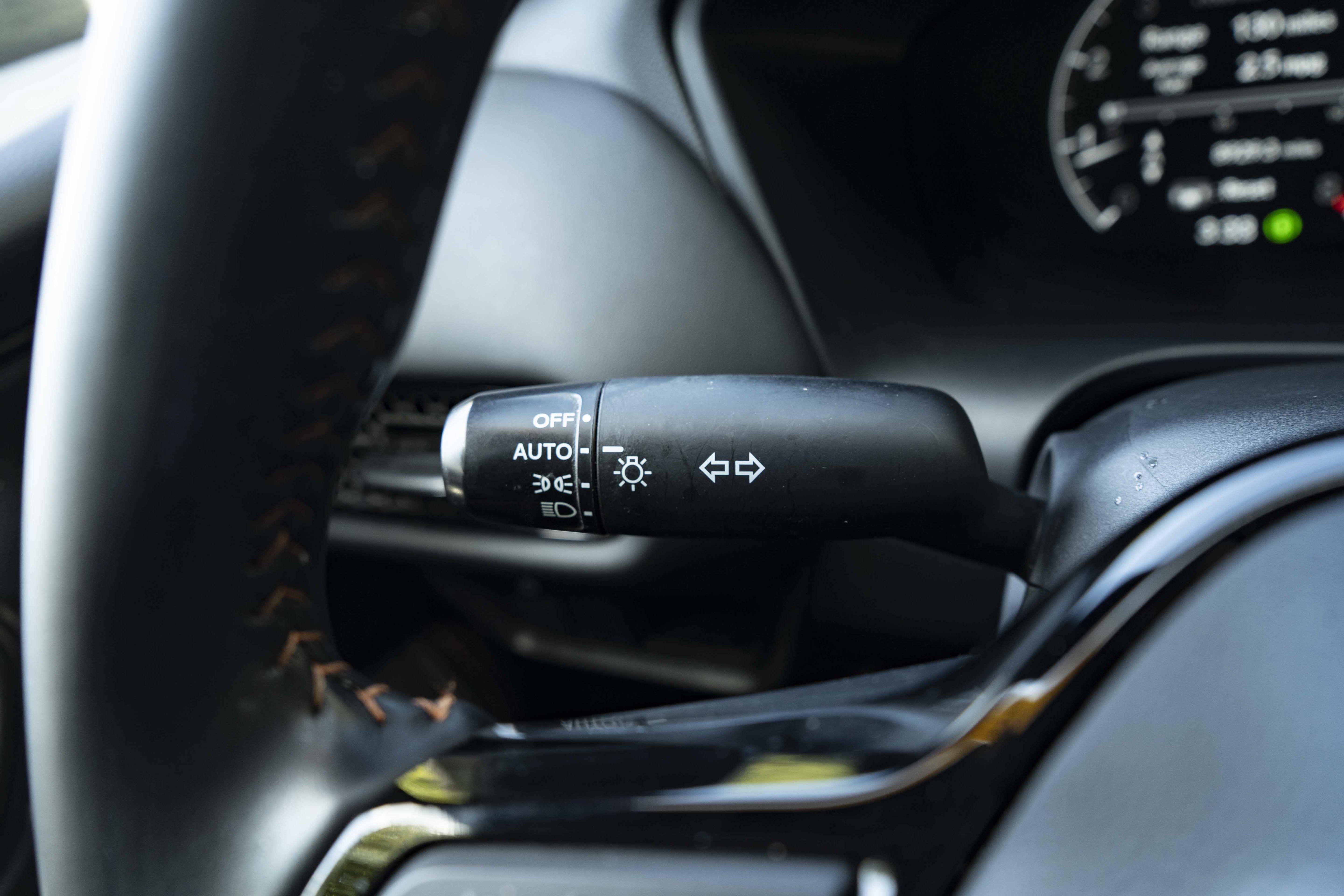 Certified 2025 Honda HR-V Sport image 23