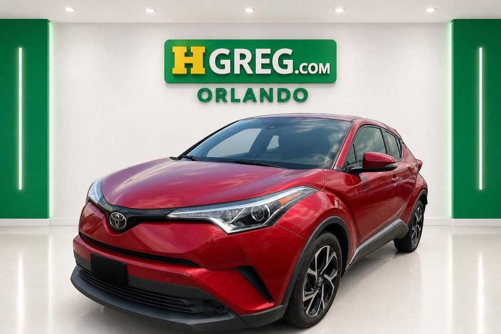 Used 2018 Toyota C-HR XLE FWD image 4