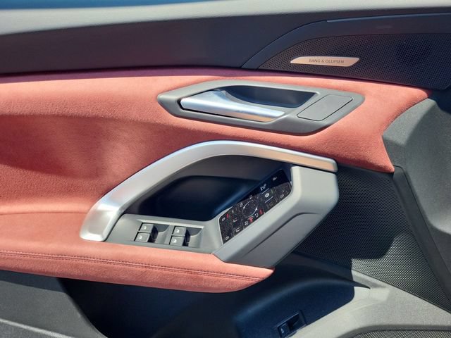 New 2026 Audi SQ5 Prestige AWD/4WD image 10
