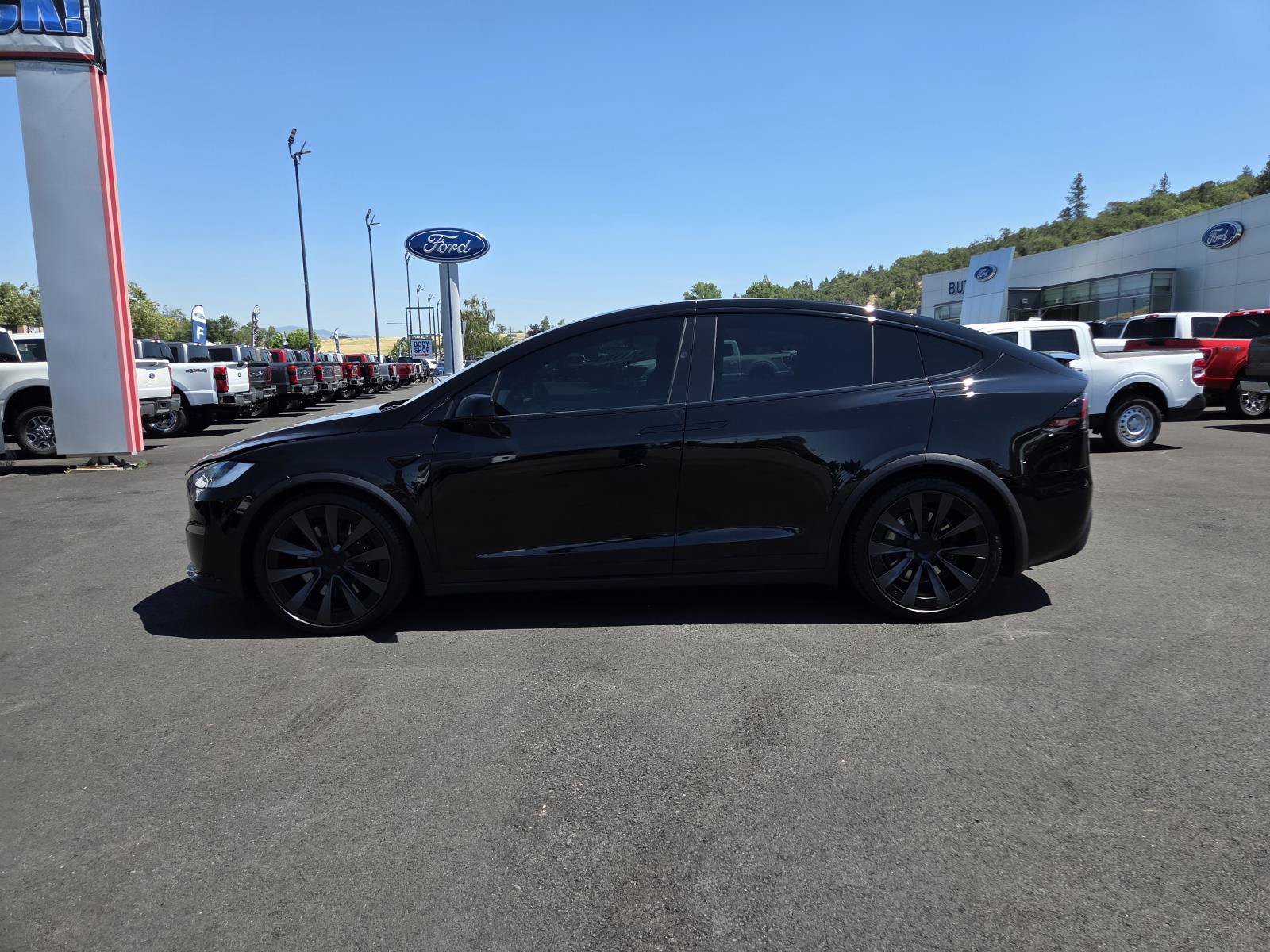 Used 2025 Tesla Model X AWD/4WD image 8