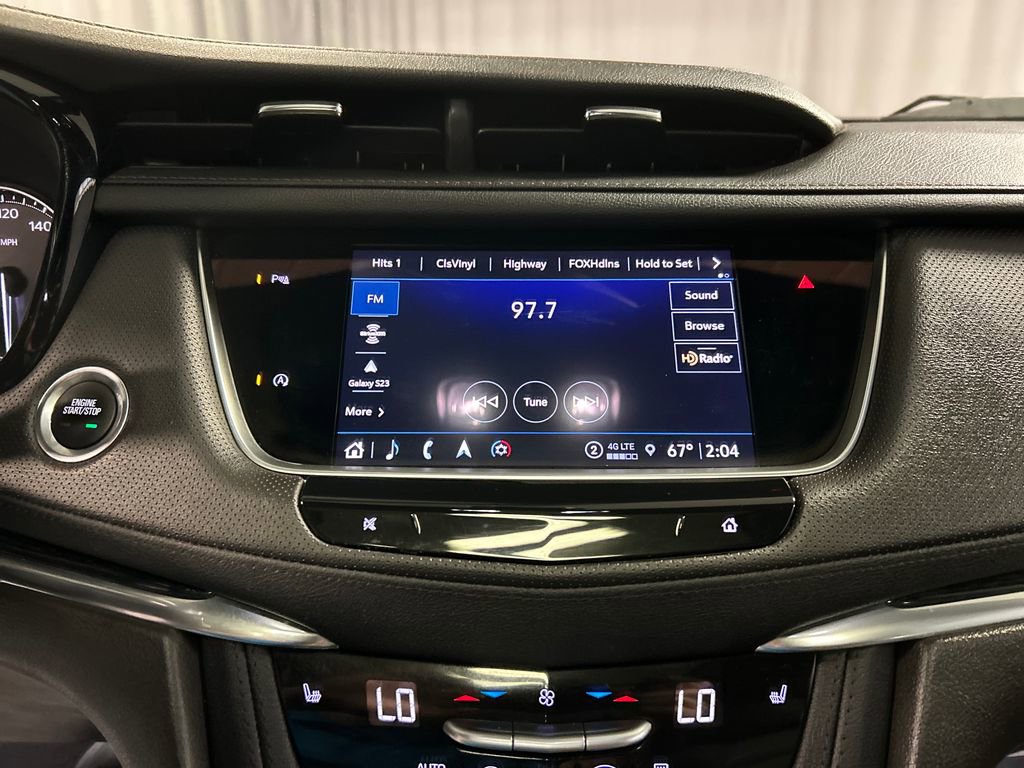 Used 2022 Cadillac XT5 Premium Luxury w/ LPO, Floor Liner Package image 17