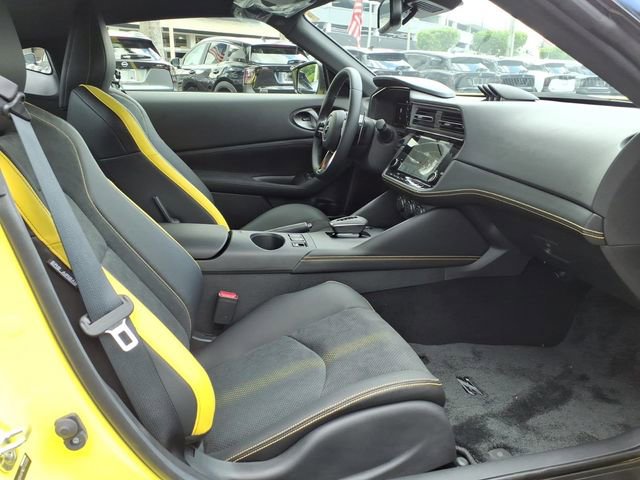 Used 2023 Nissan Z w/ Floor Mat Package (L93) RWD image 11