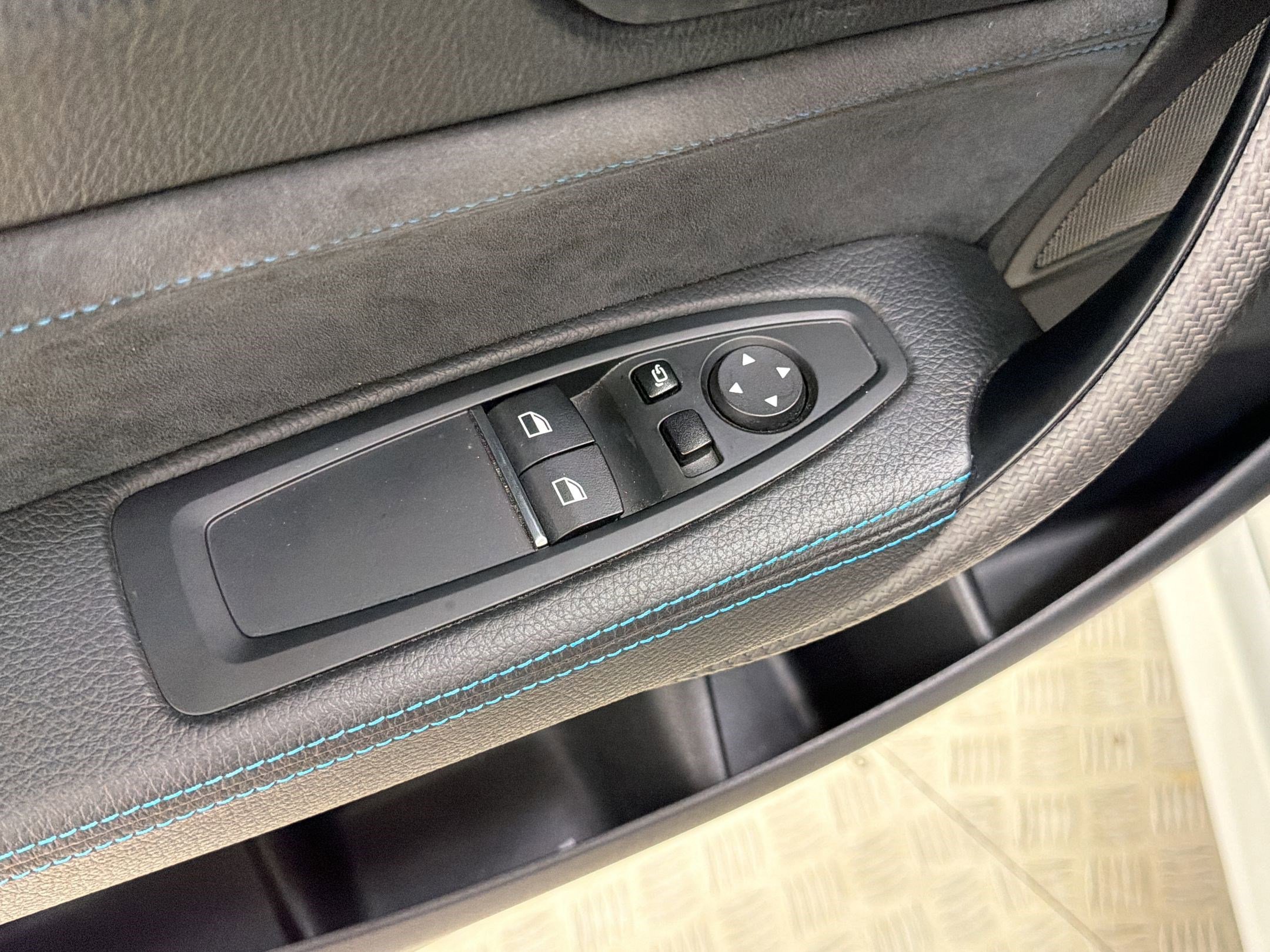 Used 2021 BMW M2 Competition w/ Executive Package RWD image 20
