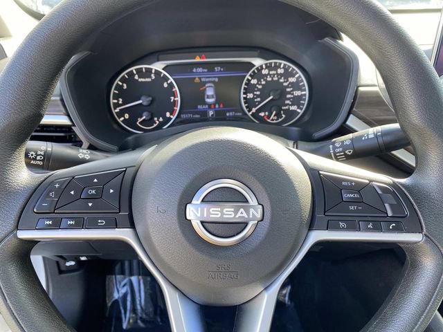 Used 2024 Nissan Altima 2.5 SV image 15