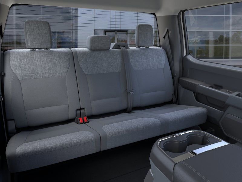 New 2026 Ford F250 XLT w/ XLT Premium Package AWD/4WD image 11