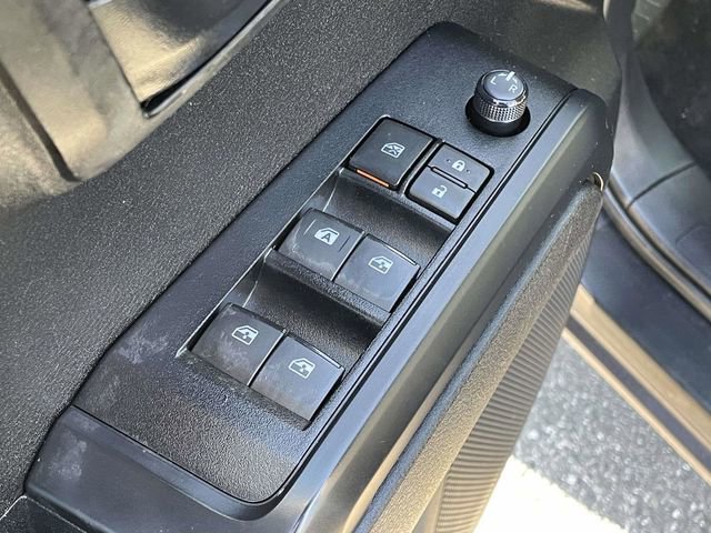 Used 2022 Toyota Tacoma SR w/ SR Convenience Package image 17