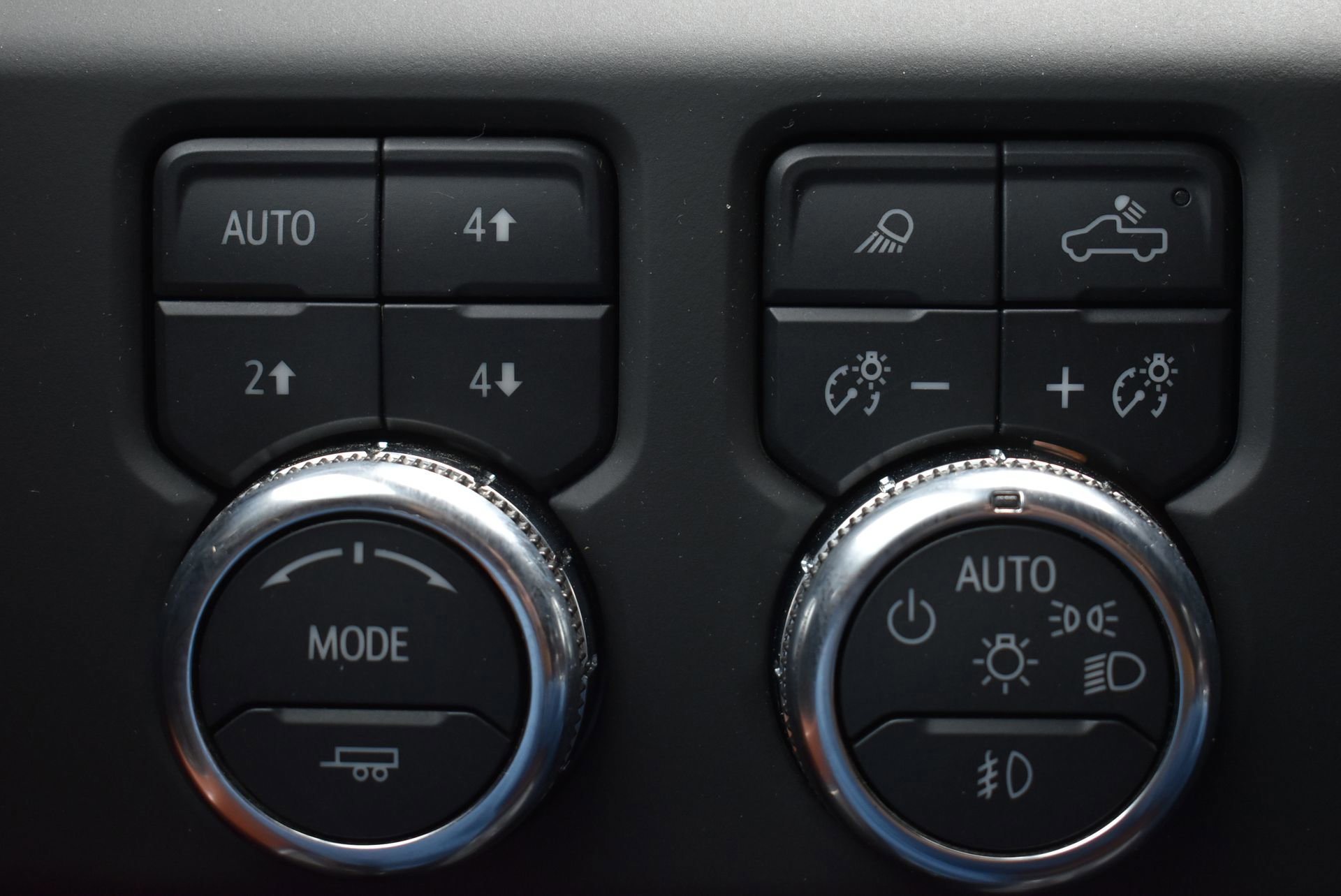 Used 2024 GMC Sierra 3500 Denali Ultimate AWD/4WD image 21