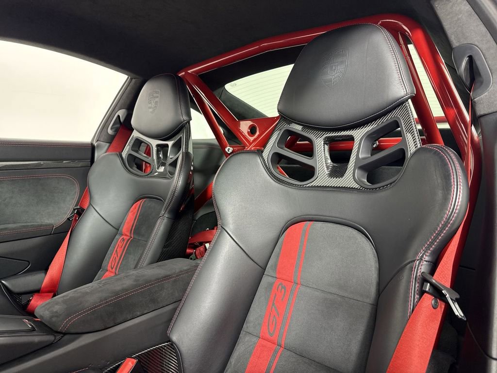 Certified 2018 Porsche 911 GT3 image 38