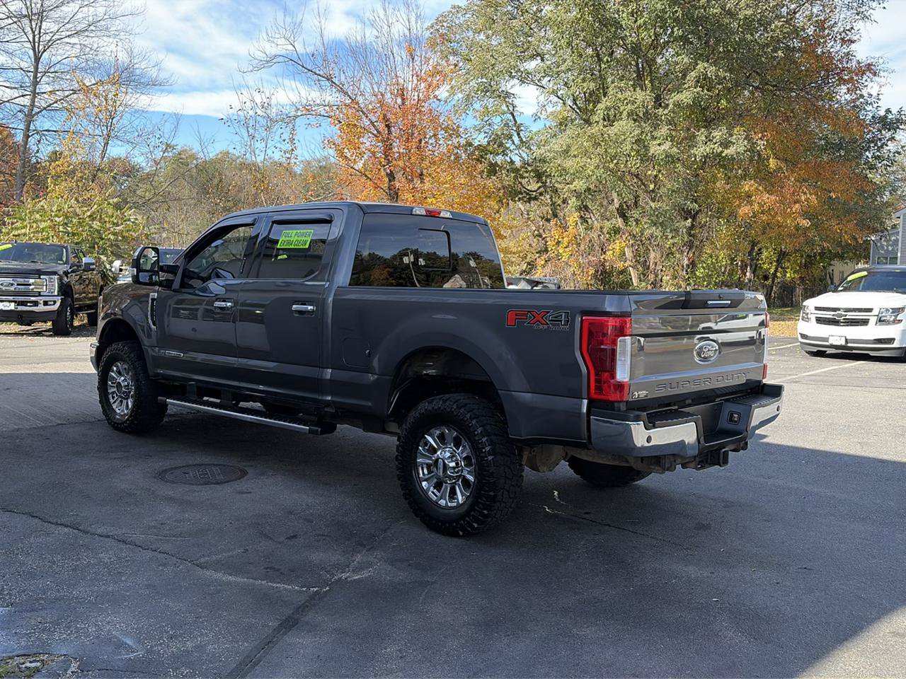 Used 2017 Ford F350 XLT w/ XLT Premium Package AWD/4WD image 5