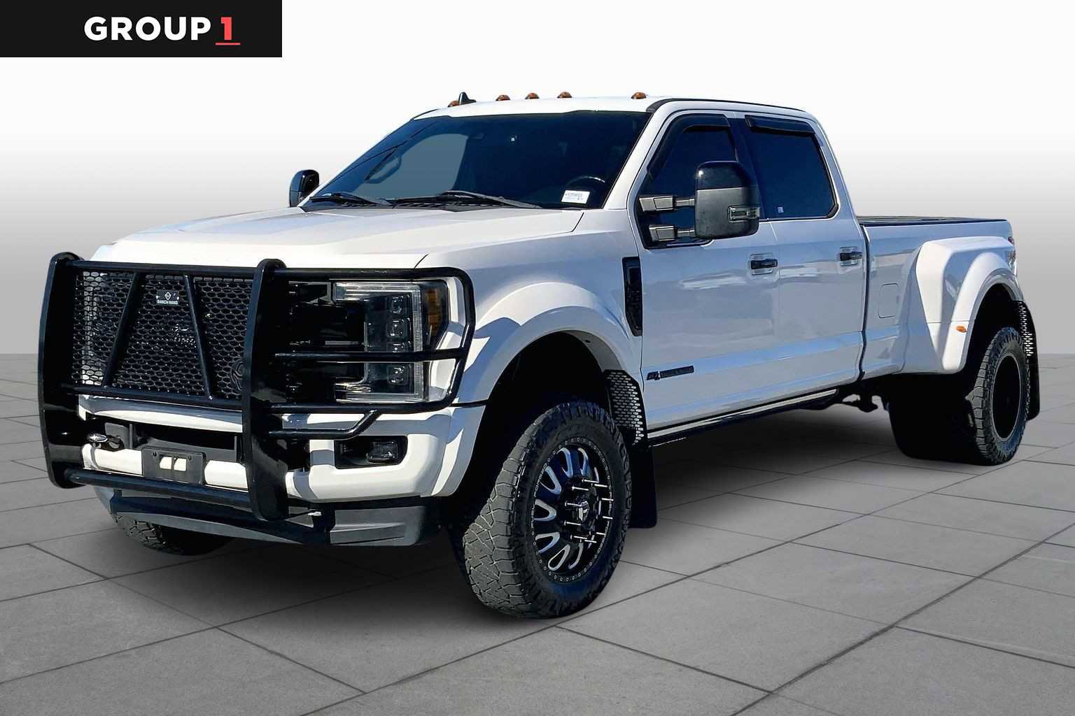 Used 2019 Ford F450 Platinum image 1