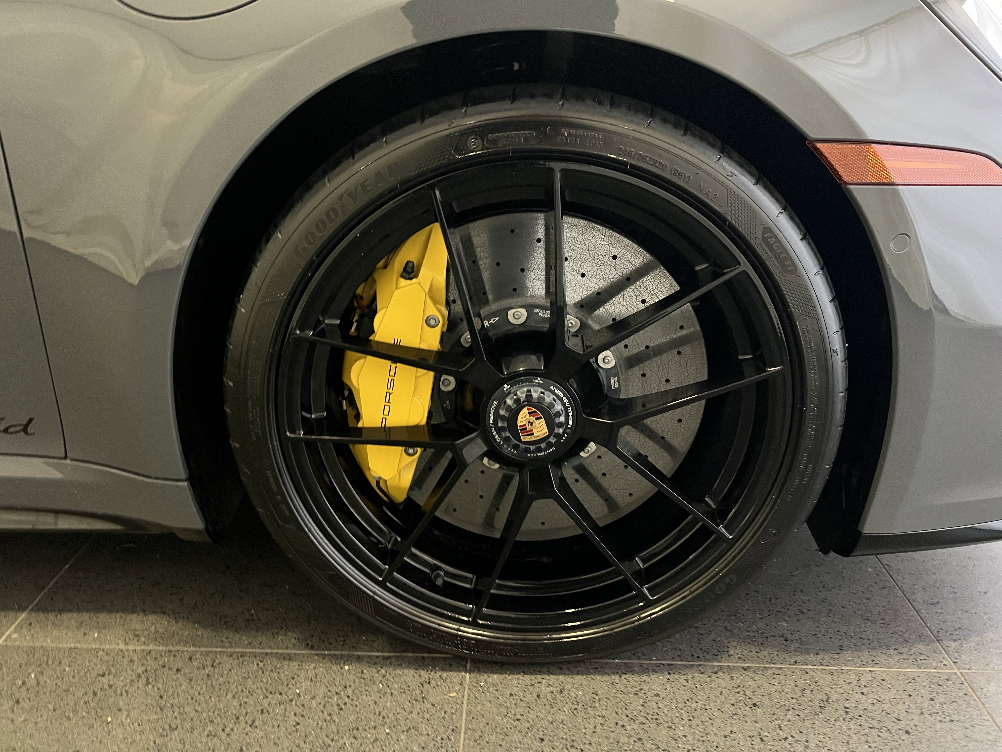 Certified 2025 Porsche 911 Targa 4 GTS image 13