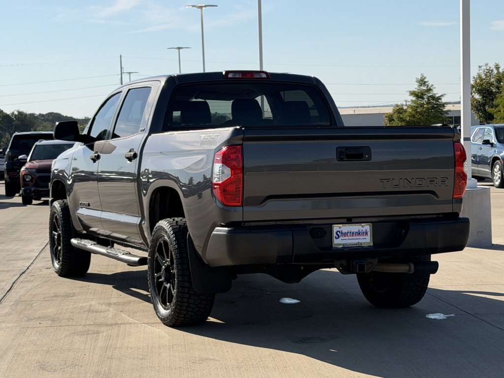 Used 2018 Toyota Tundra SR5 w/ SR5 Upgrade Package RWD image 4