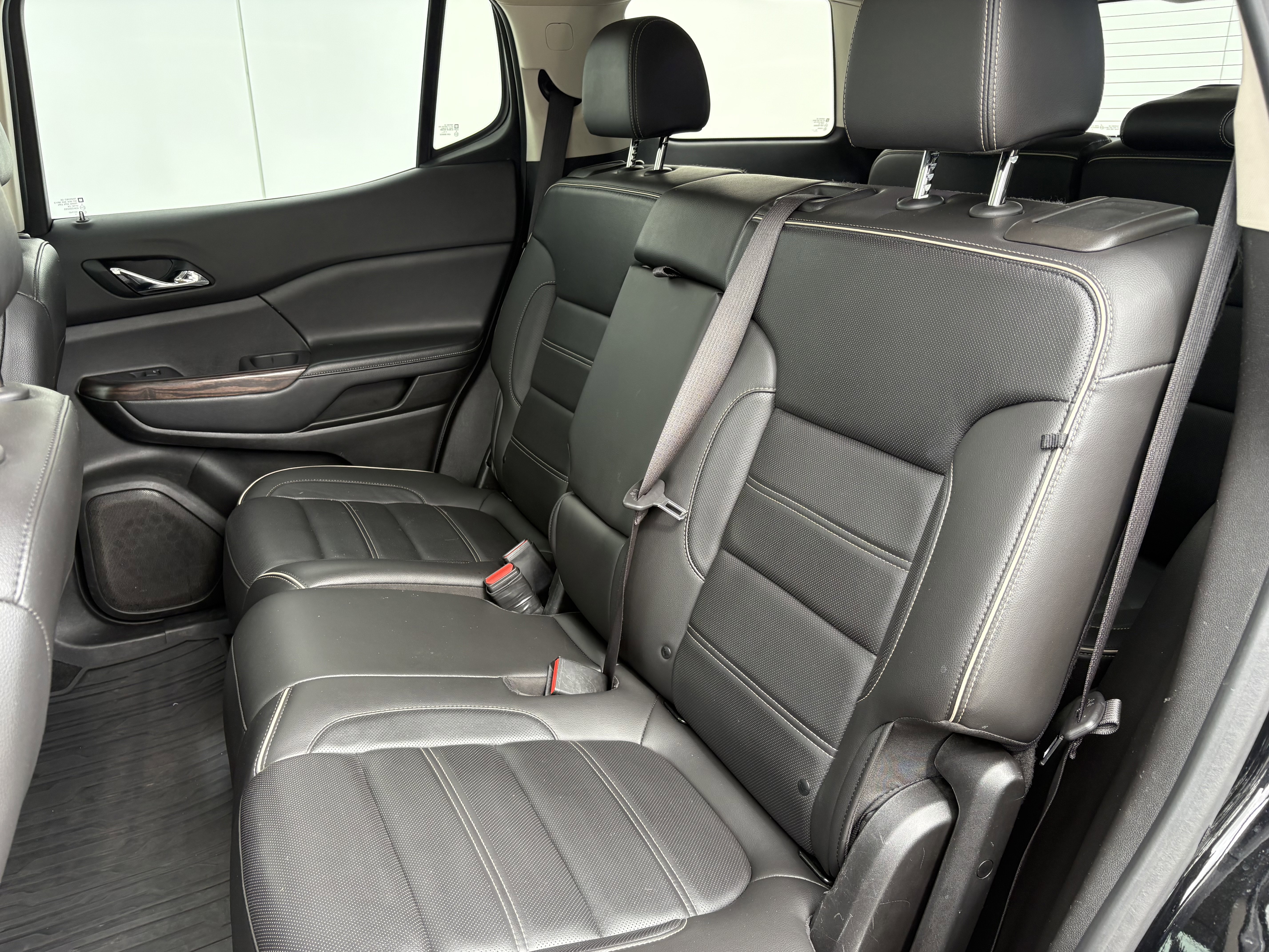 Used 2020 GMC Acadia Denali w/ Denali Ultimate Package image 12