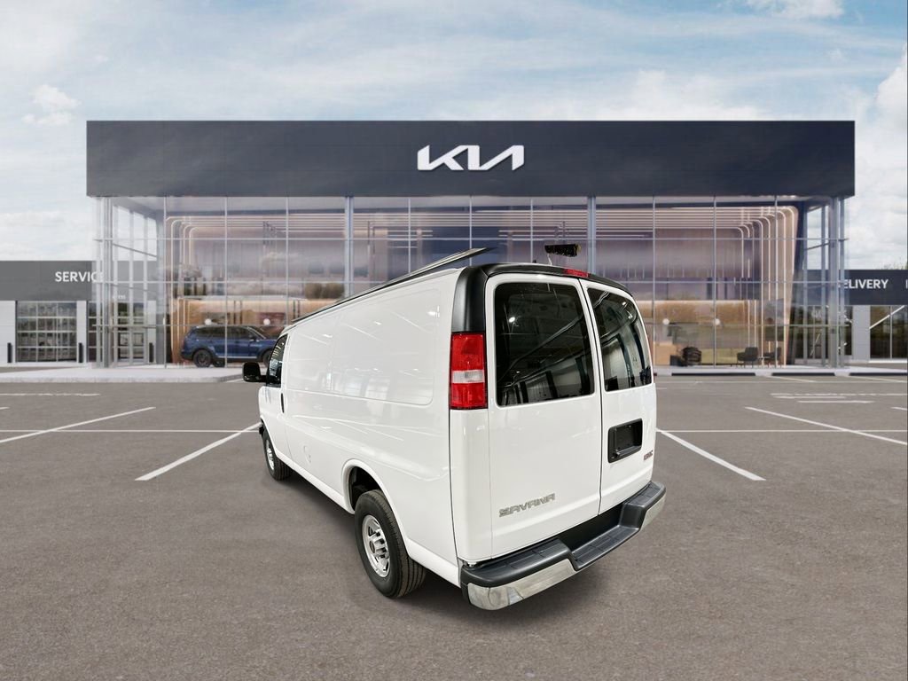 Used 2024 GMC Savana 2500 w/ Driver Convenience Package image 6