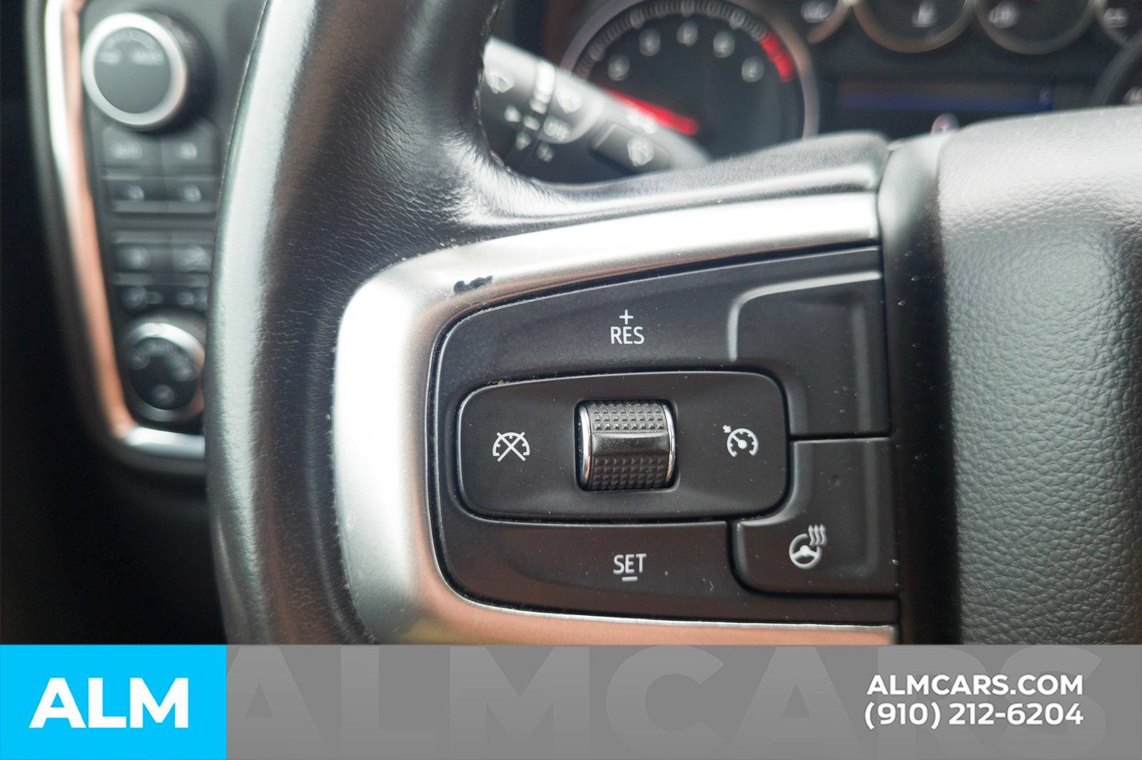Used 2021 Chevrolet Silverado 1500 LT Trail Boss w/ Bed Protection Package AWD/4WD image 11