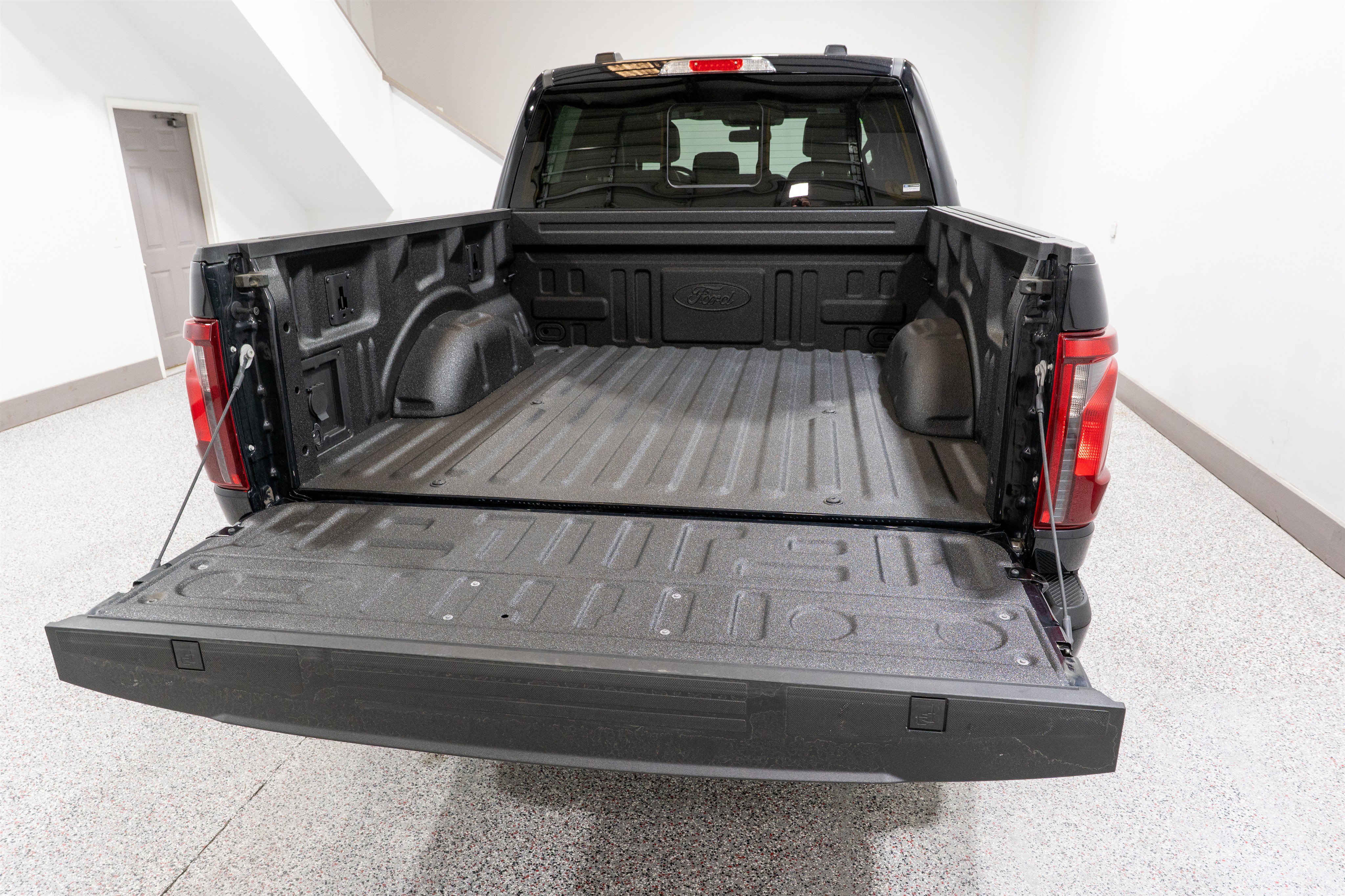 Used 2024 Ford F150 XLT w/ Equipment Group 303A High AWD/4WD image 11