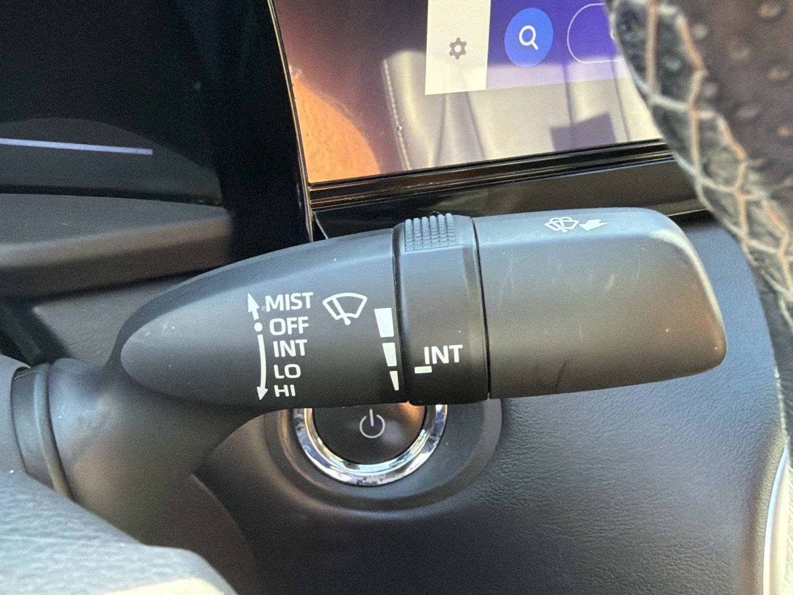 Used 2023 Toyota Mirai w/ Advanced Technology Package image 28