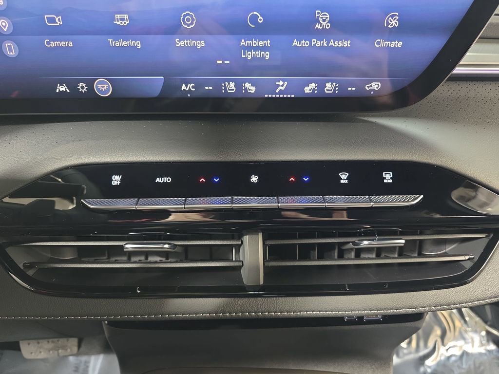 New 2026 Buick Enclave Avenir w/ Super Cruise Package image 23