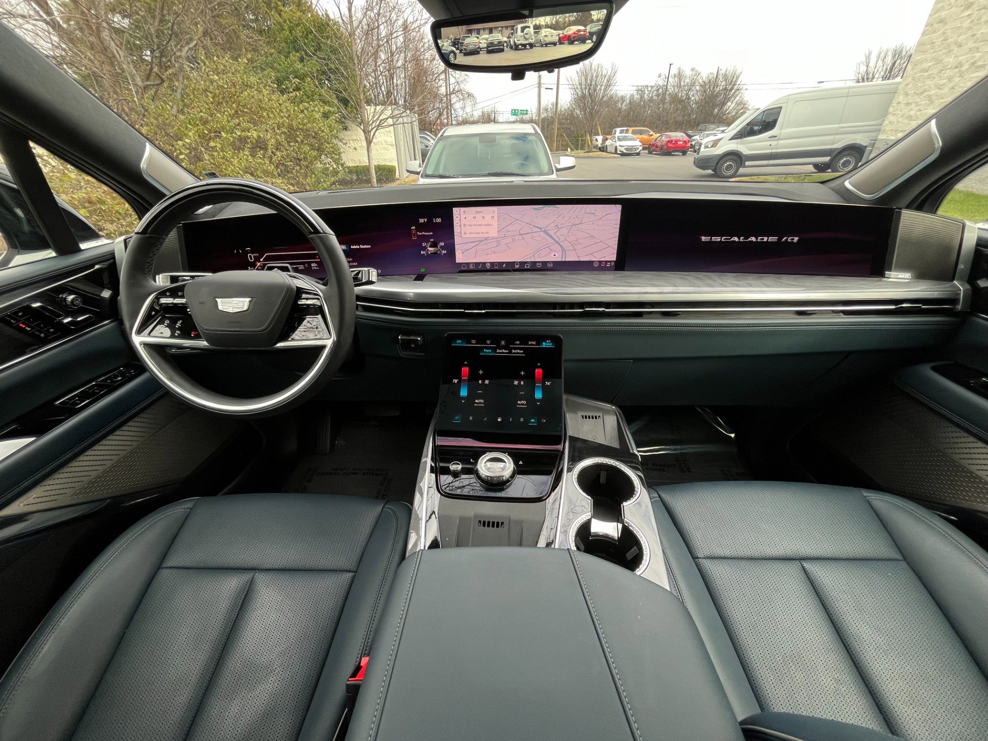 Used 2025 Cadillac Escalade IQ Luxury 2 image 13