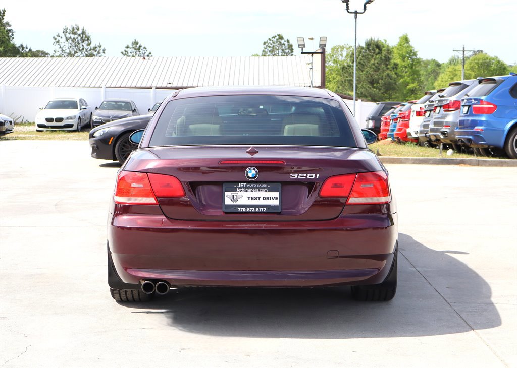Used 2008 BMW 328i Convertible RWD image 11