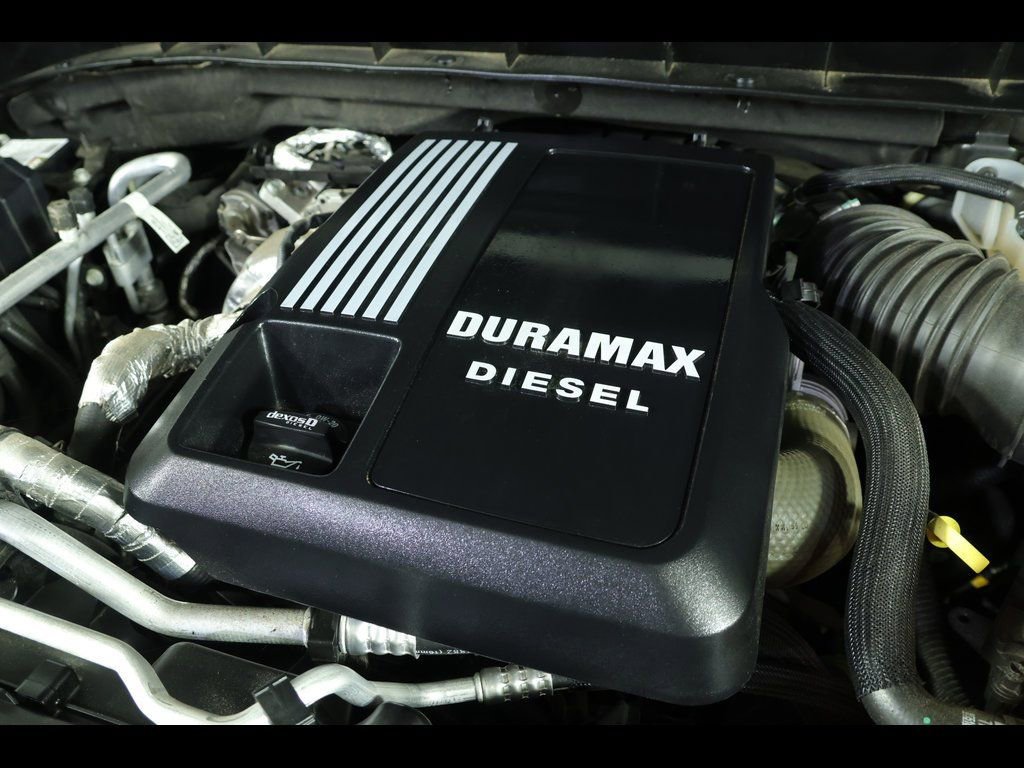 Used 2022 Chevrolet Silverado 1500 RST image 3