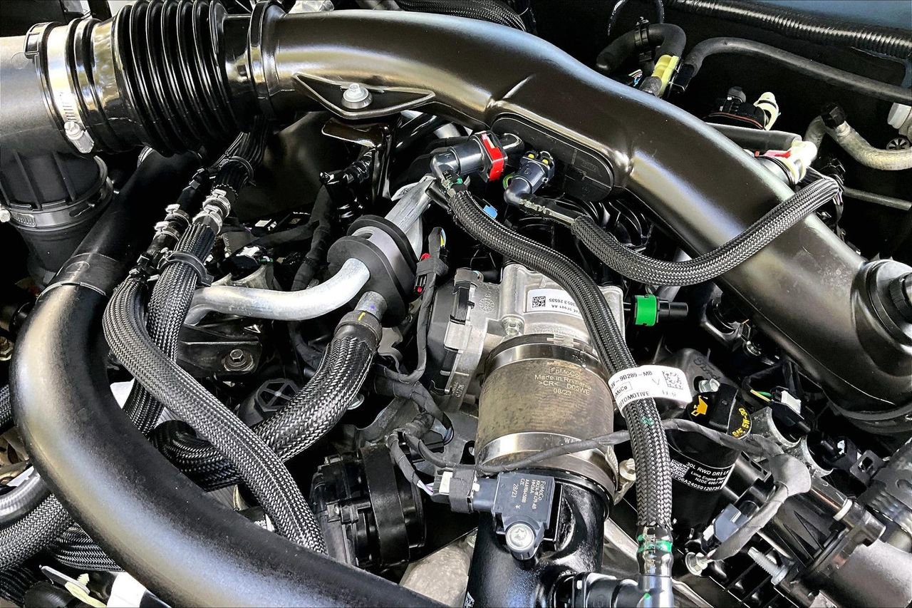 Used 2024 Ford Bronco Raptor w/ Interior Carbon Fiber Pack 6 image 28