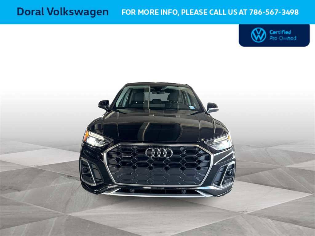 Used 2023 Audi Q5 2.0T Premium w/ Convenience Package image 3