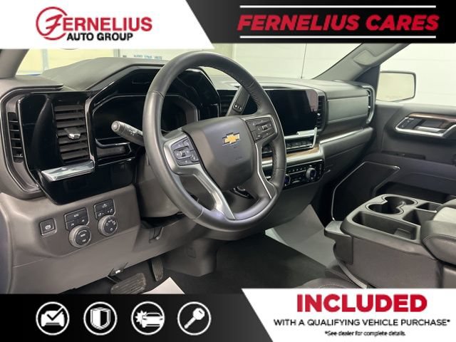 Used 2025 Chevrolet Silverado 1500 LT AWD/4WD image 37