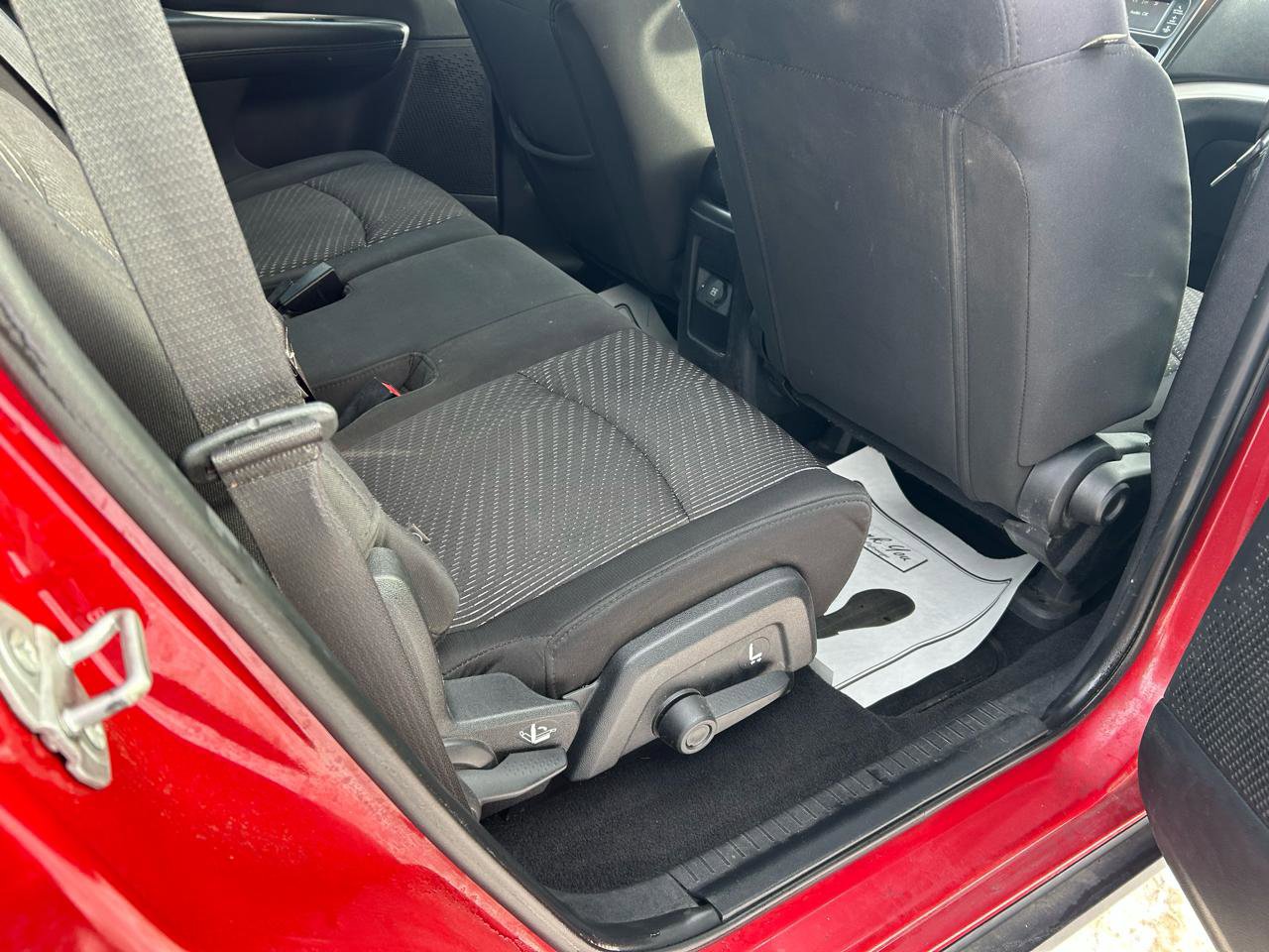 Used 2015 Dodge Journey SE image 11