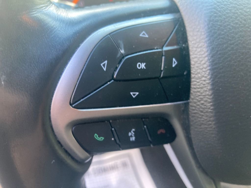 Used 2021 Jeep Grand Cherokee Overland image 43