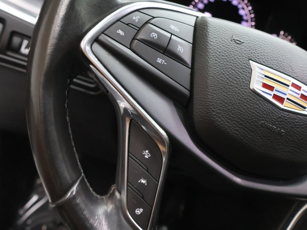 Used 2019 Cadillac XT5 Premium Luxury FWD image 19