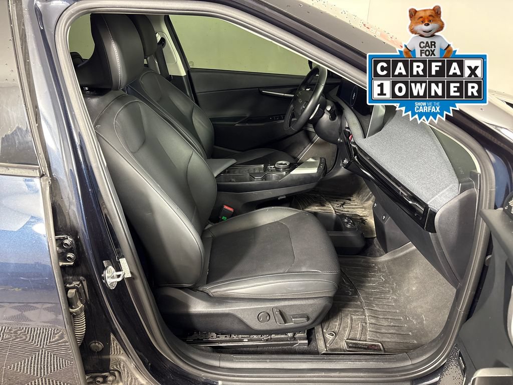Used 2022 Kia EV6 Wind RWD image 6