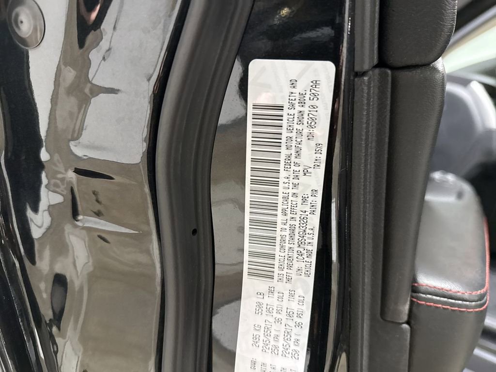 Used 2016 Jeep Cherokee Trailhawk image 28