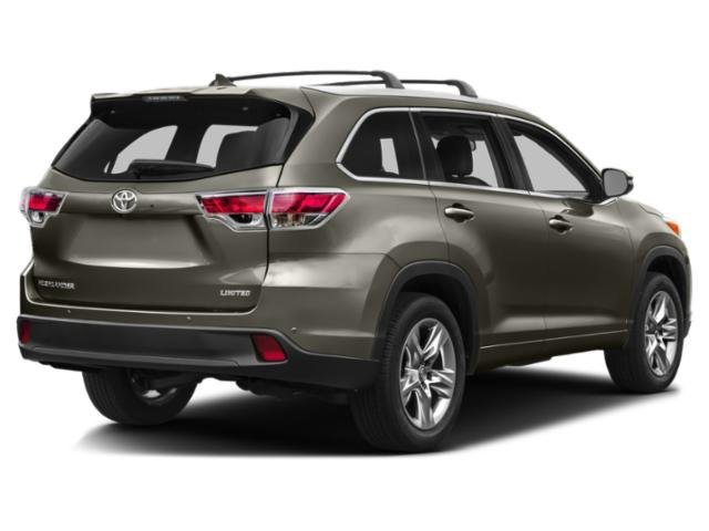 Used 2015 Toyota Highlander XLE image 2