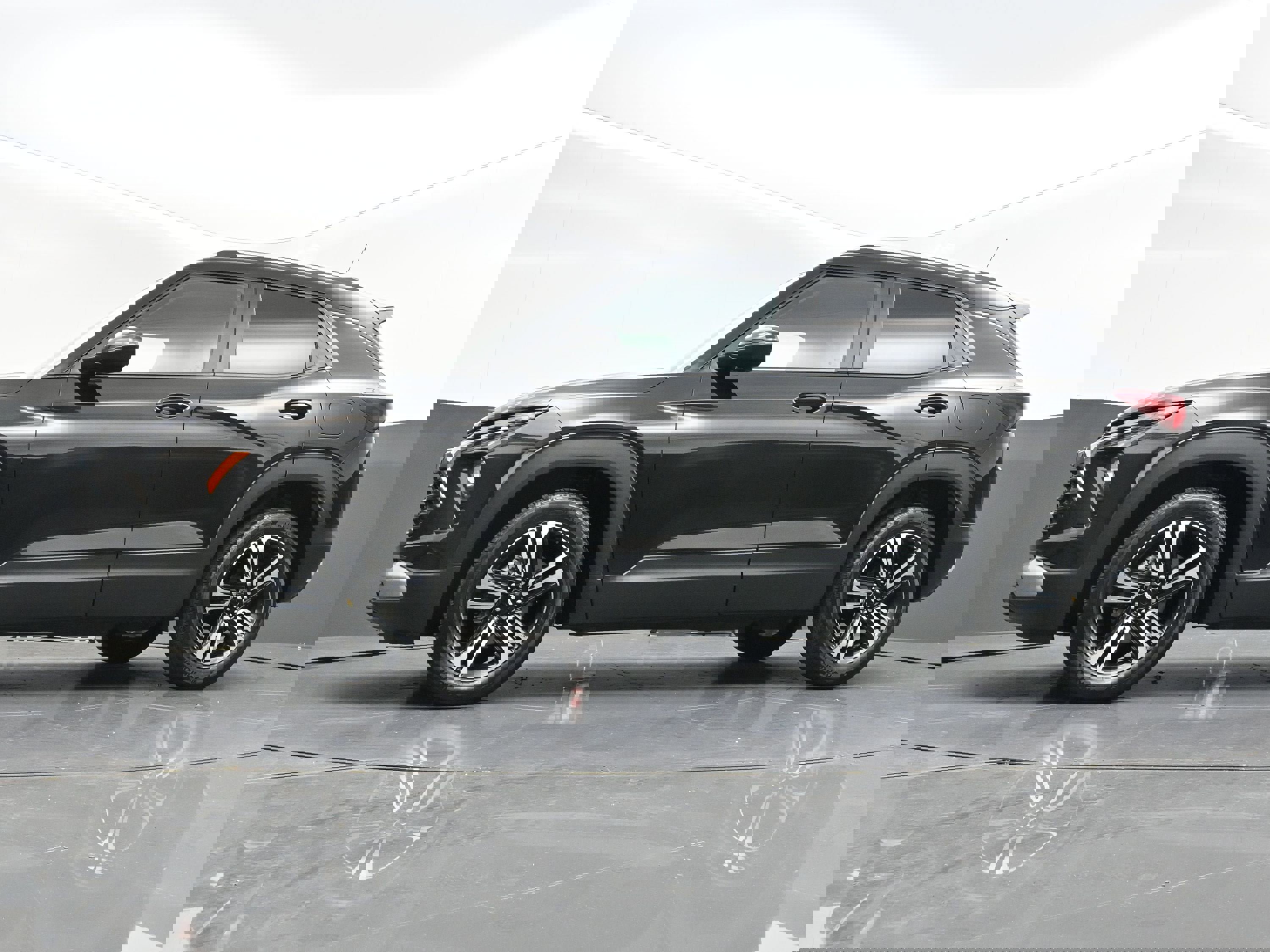 Used 2024 Chevrolet TrailBlazer LT image 38