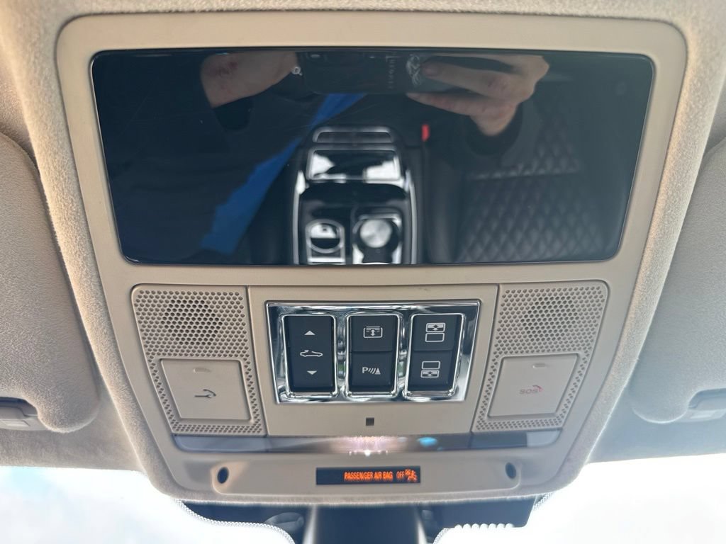 Used 2017 Jaguar XJ L Portfolio AWD/4WD image 47