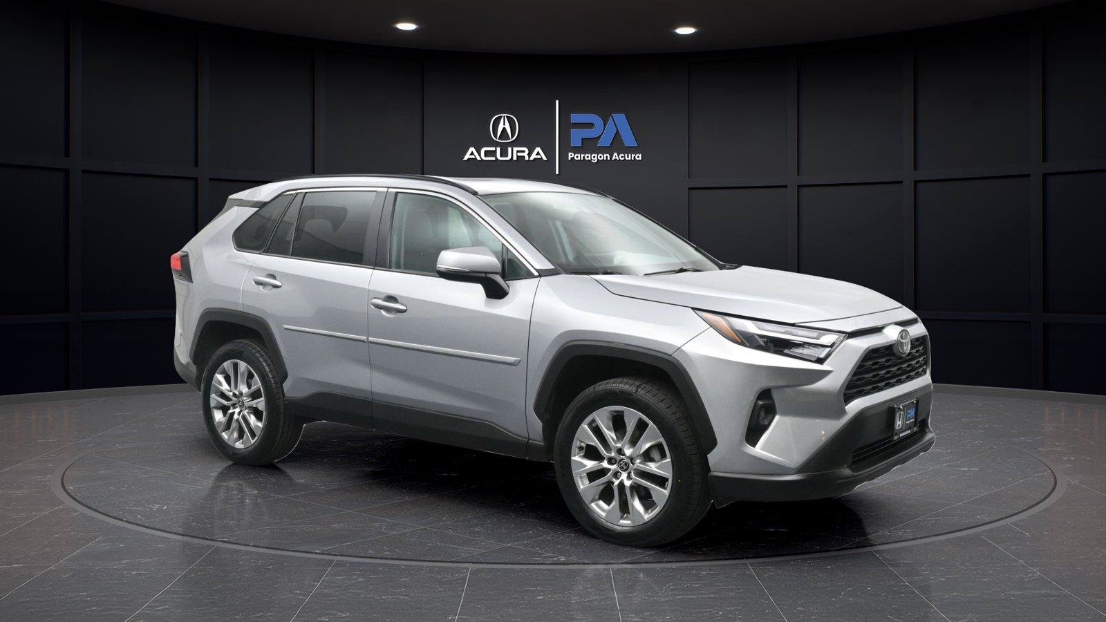 Used 2022 Toyota RAV4 XLE Premium AWD/4WD image 22