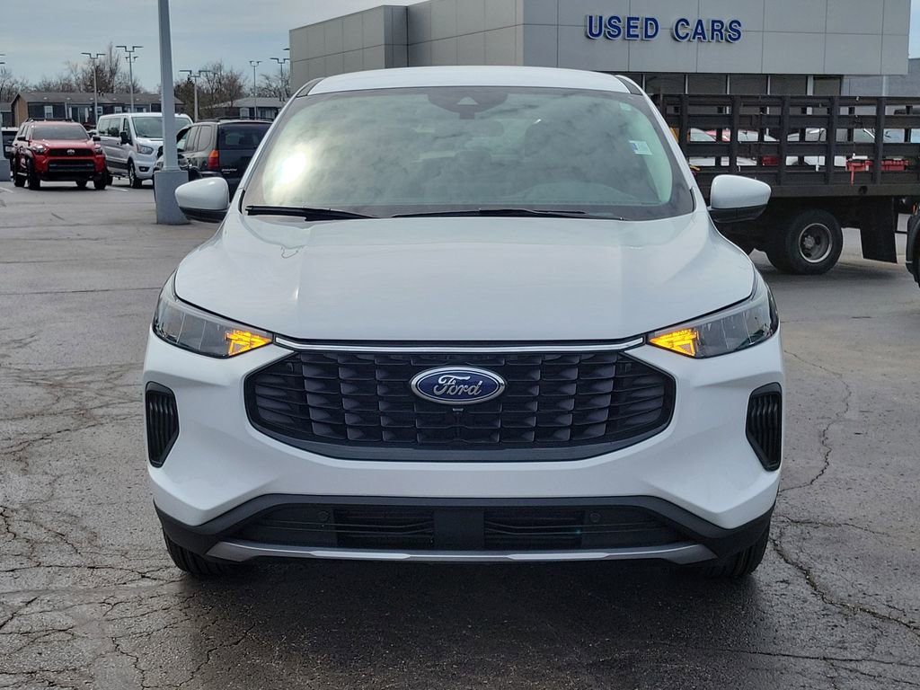 Certified 2023 Ford Escape Active w/ Tech Pack #2 image 2