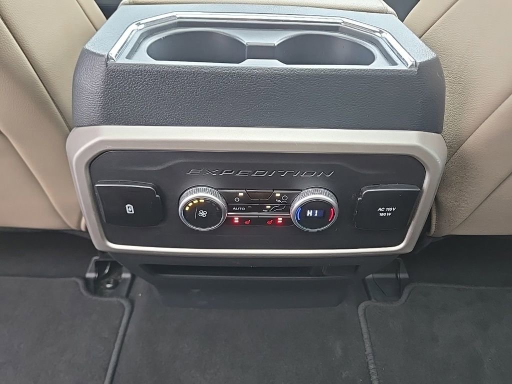 Used 2024 Ford Expedition Limited AWD/4WD image 46