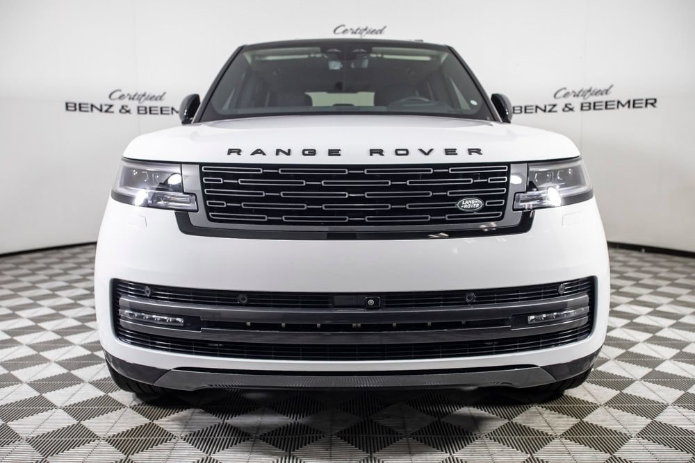 Used 2024 Land Rover Range Rover SE AWD/4WD image 5