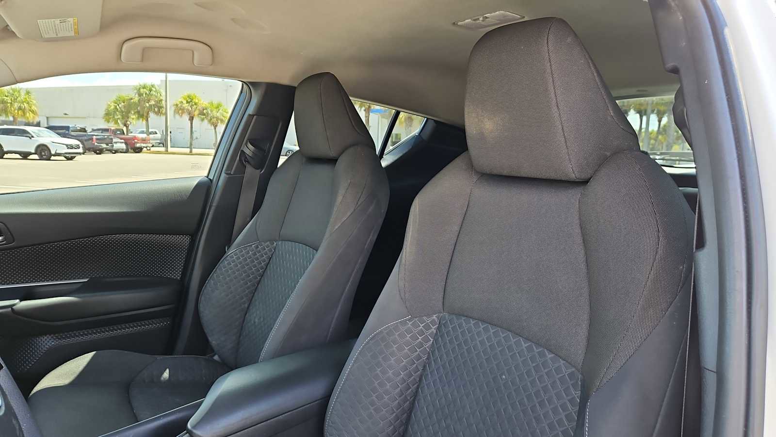 Used 2021 Toyota C-HR LE FWD image 13