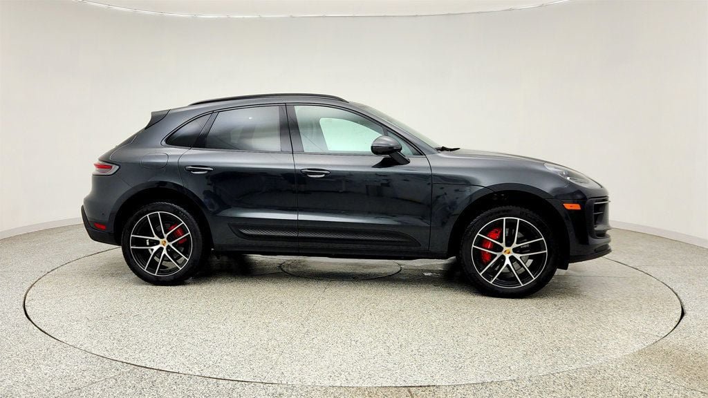 Used 2024 Porsche Macan S w/ Premium Plus Package AWD/4WD image 4