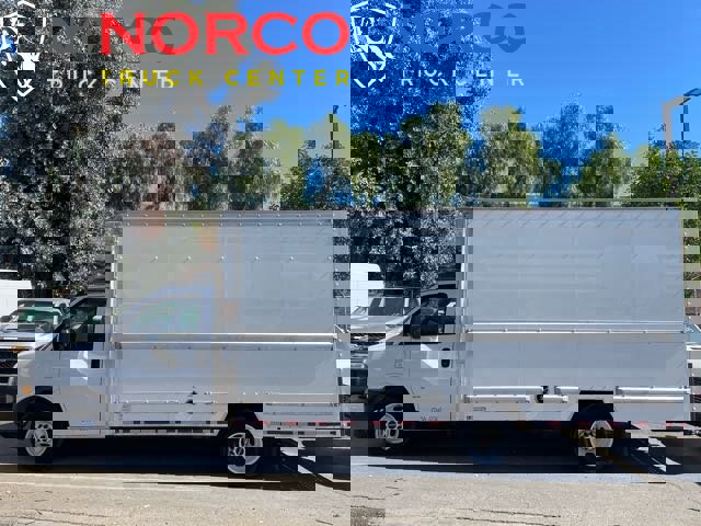 Used 2018 GMC Savana 3500 Extended w/ Driver Convenience Package image 1