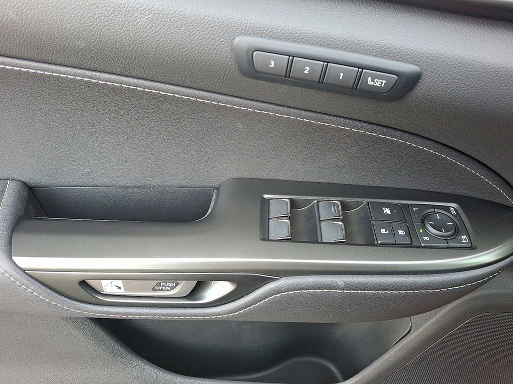 Certified 2022 Lexus NX 350h AWD image 13