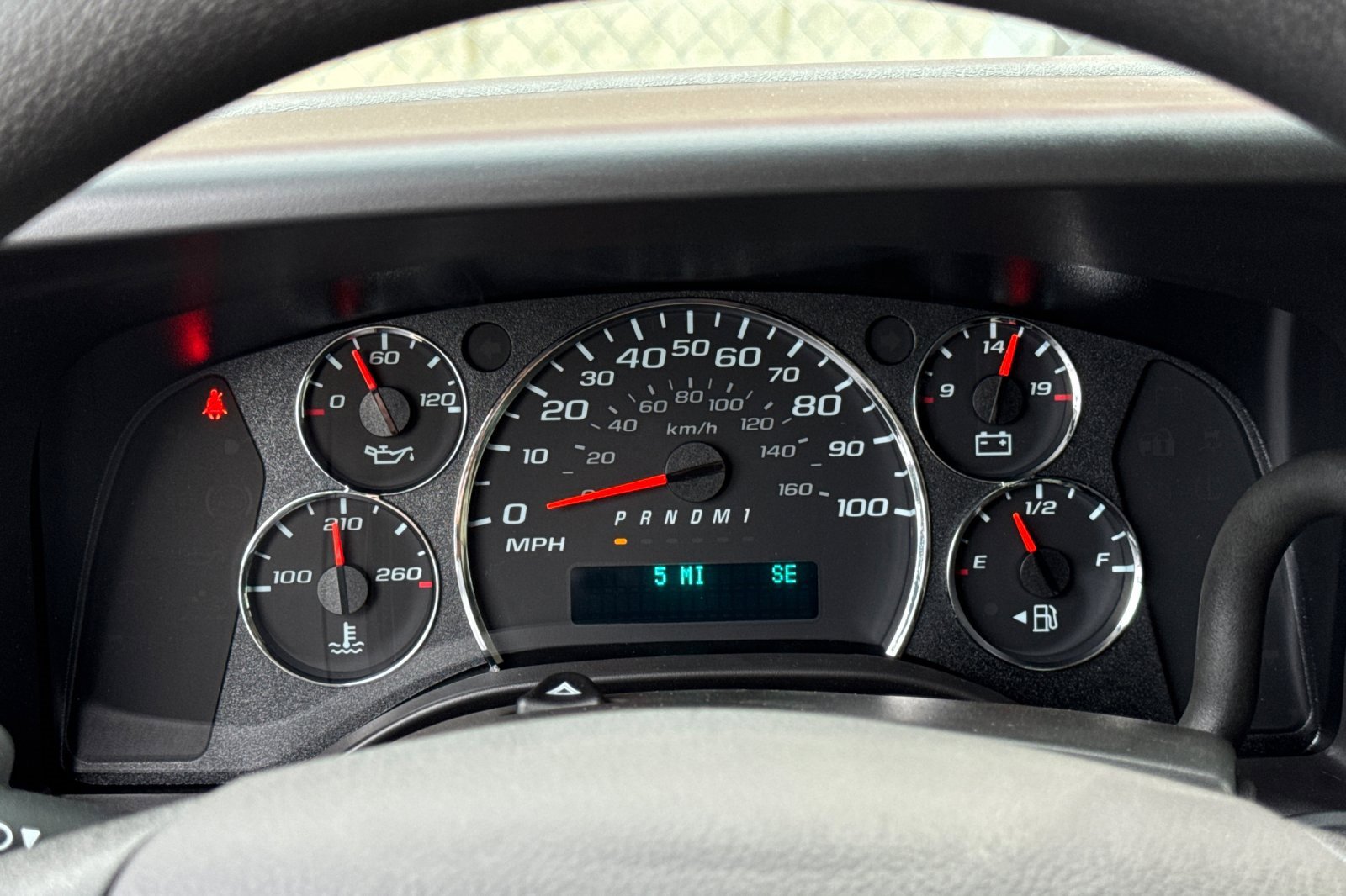 New 2025 GMC Savana 2500 w/ Driver Convenience Package image 25