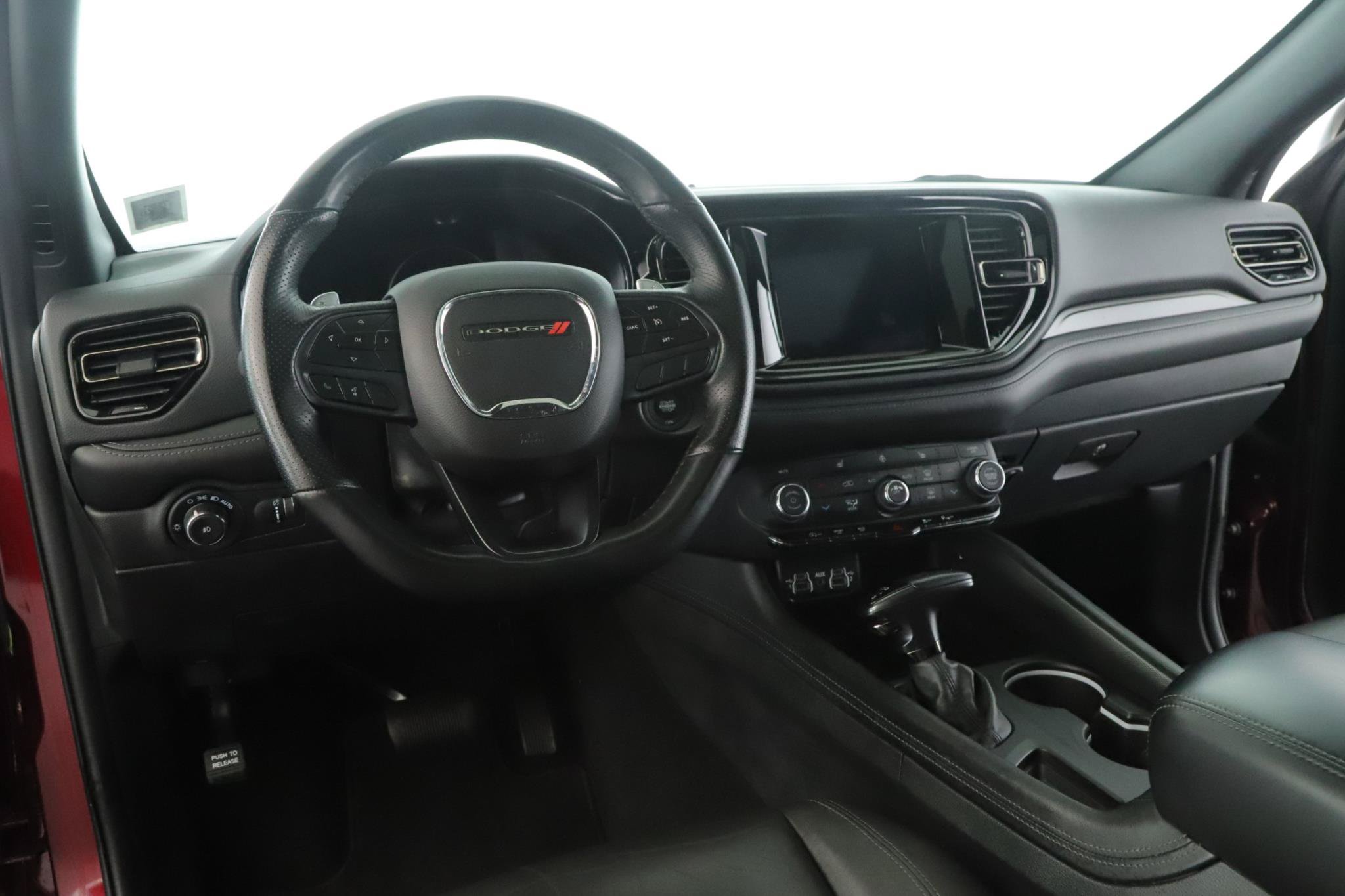 Used 2022 Dodge Durango GT w/ Blacktop Package AWD/4WD image 2