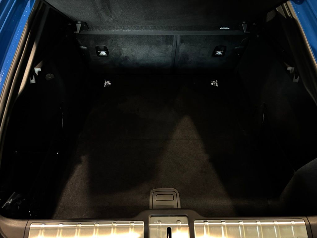 Used 2026 Porsche Panamera image 43