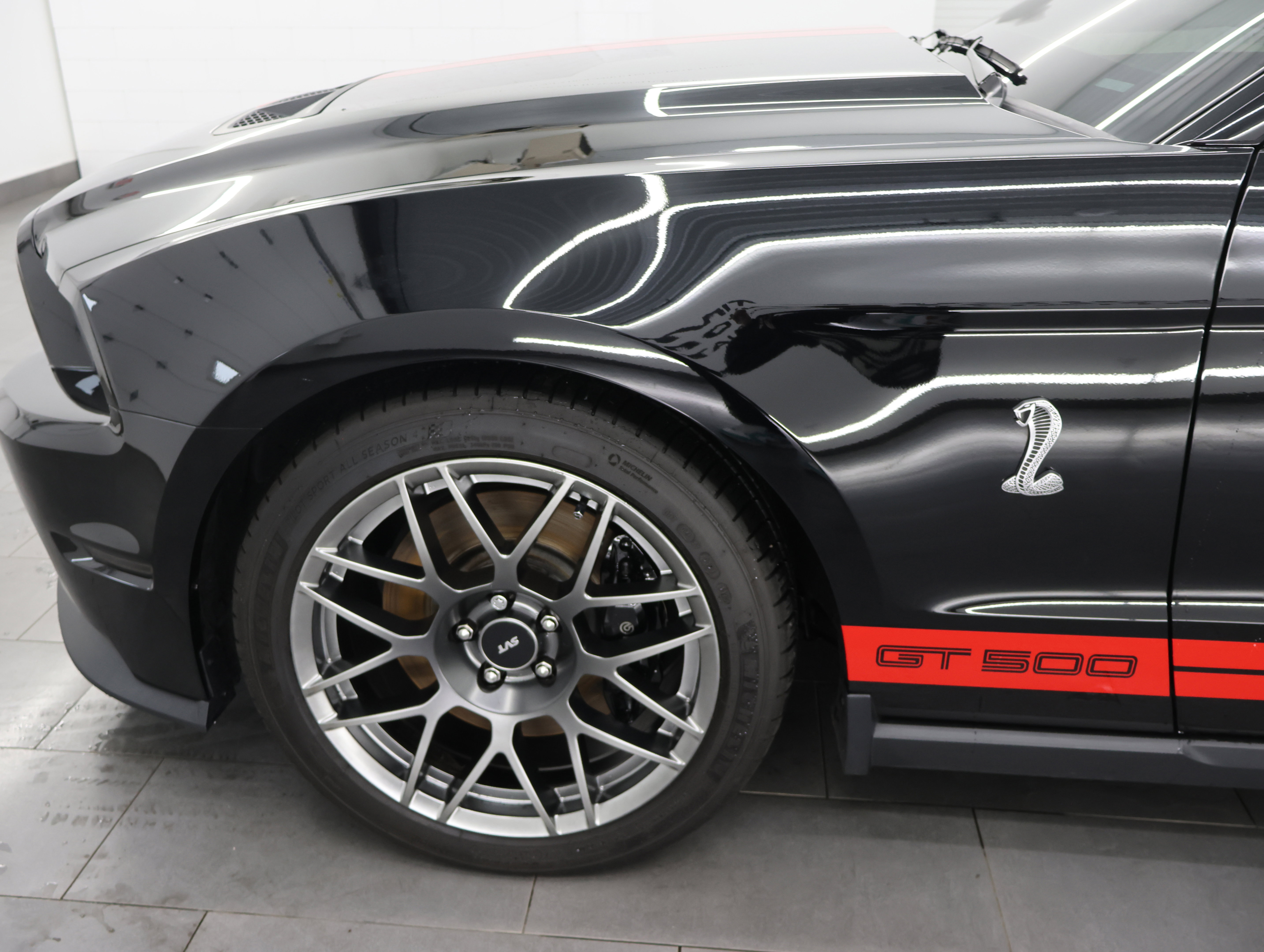 Used 2011 Ford Mustang Shelby GT500 w/ SVT Performance Pkg RWD image 37