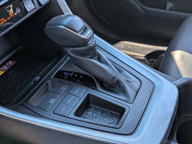 Used 2023 Toyota RAV4 XLE Premium image 12