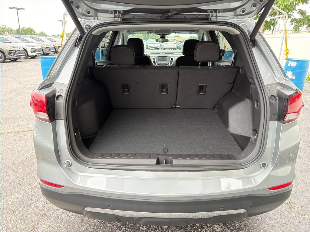 Used 2024 Chevrolet Equinox LT FWD image 26